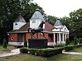 Zobnatica , horse stable