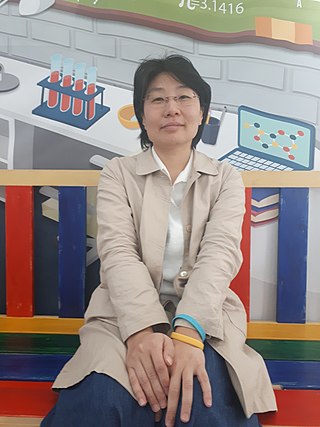 <span class="mw-page-title-main">Kim Bo-young</span> South Korean writer (born 1975)