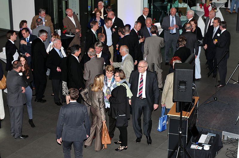 File:13-06-10-dosb-wahlhearing-vorbereitung-16.jpg