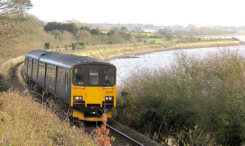 File:150104 approaches Lympstone.jpg