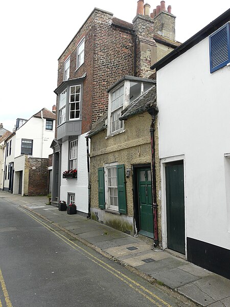 File:17, Coppin Street - geograph.org.uk - 5126292.jpg