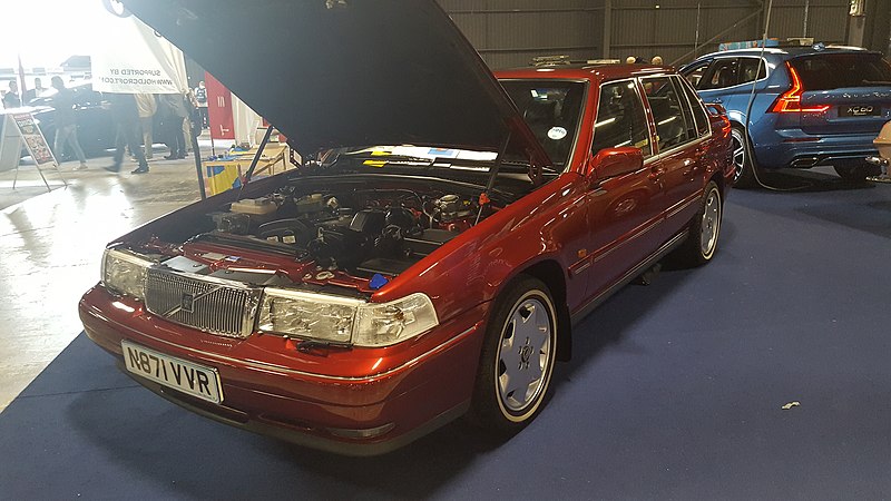 File:1996 Volvo 960 2.5 24V Auto (25091016787).jpg