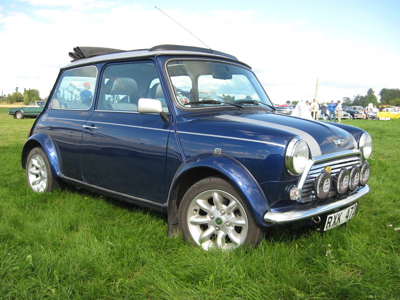 800px-2000MiniCooperS-LastEdition.jpg