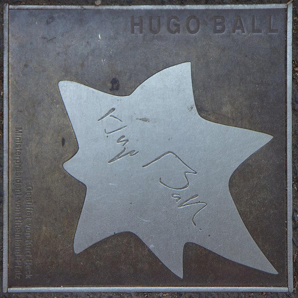 Image: 2018 07 18 Sterne der Satire   Walk of Fame des Kabaretts Nr 02 Hugo Ball 1055