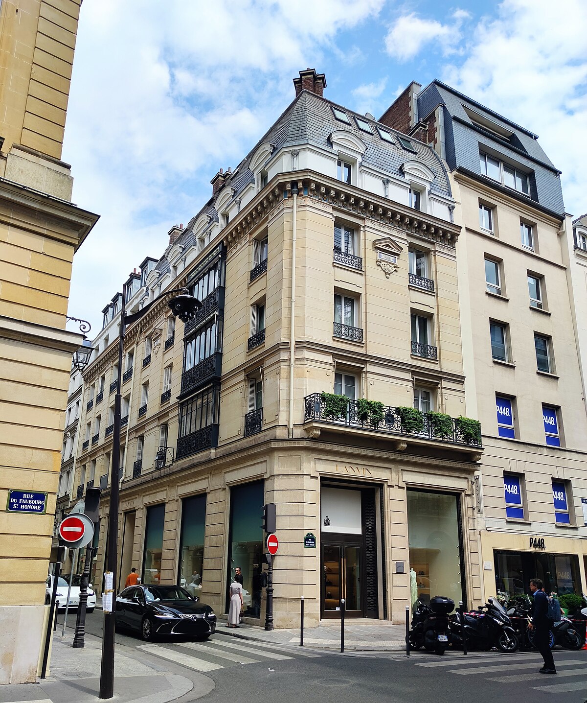 File:Rue du Faubourg-Saint-Honoré, Paris 8e.jpg - Wikimedia Commons