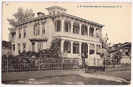J.R. Smith House at 722 Prince Street. Also known as the Mark Moses house, it served briefly as a Jewish school.[15]