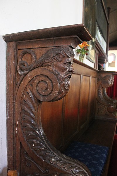 File:A Grade II Listed Building in Dolgellau, Gwynedd, Wales; St Mary's Church 126.jpg