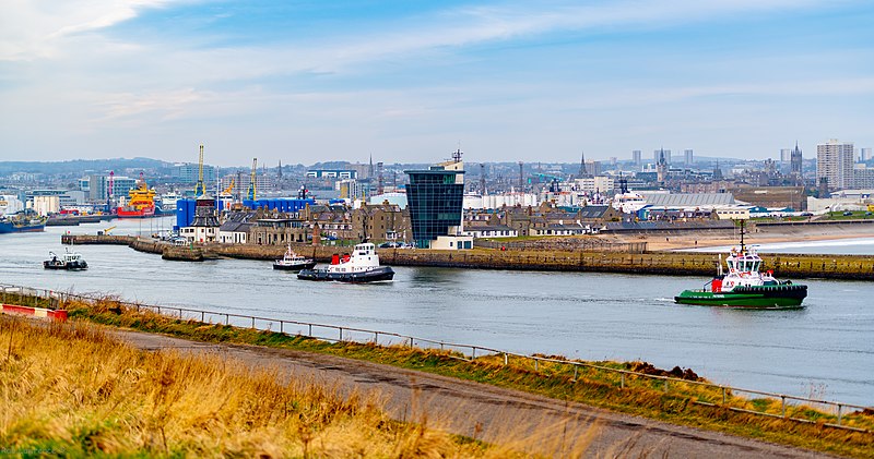 File:All go @ Aberdeen Harbour 05 04 2020 (49739619411).jpg