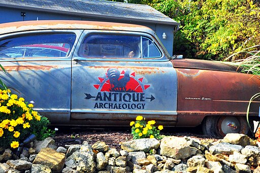 American Pickers Antique Car