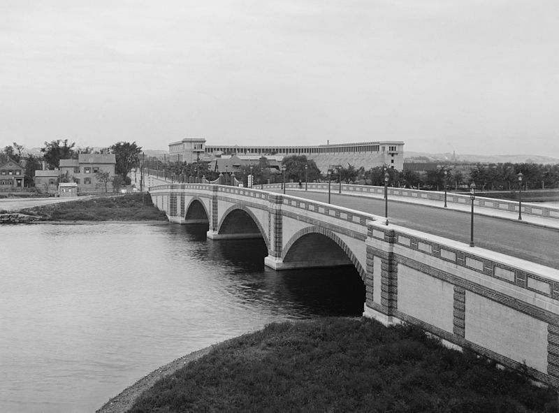 File:AndersonMemorialBridge.jpg