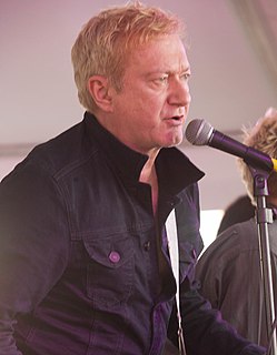 Andy Gill British guitarist and record producer (1956–2020)