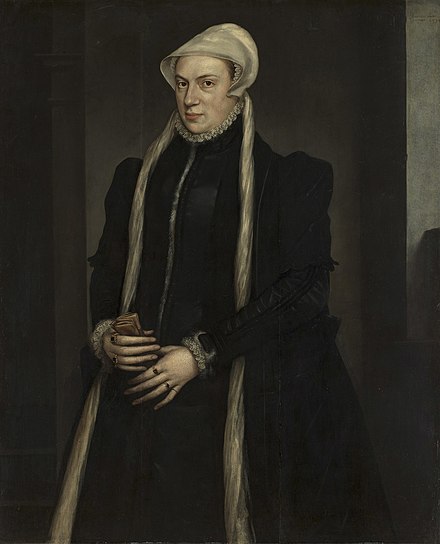 Anthonis Mor (1512-16-c. 1576) - Christina of Denmark (1522-90) - RCIN 405799 - Royal Collection.jpg
