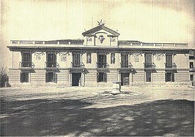 Antigua fachada del palacio de la moncloa.jpg
