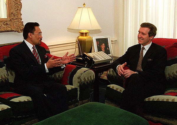 US Secretary of Defense William Cohen (right) meets with Anwar Ibrahim (left) at the Pentagon 1998.