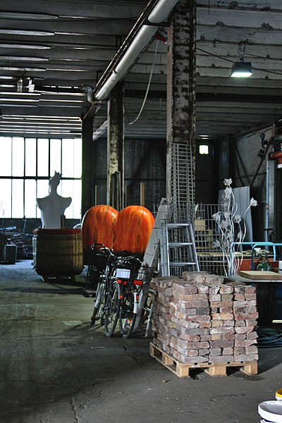 File:Atelier (40100657542).jpg