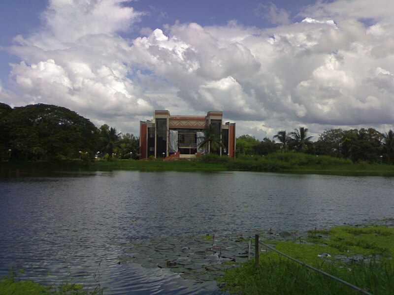 File:Auditorium of IIMC.jpg