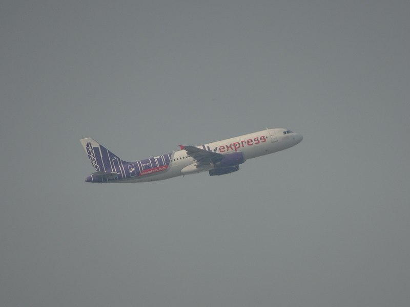 File:B-LCE (HK Express).jpg