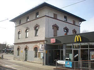 Bahnhof Wolfratshausen Empfangsgebäude.JPG