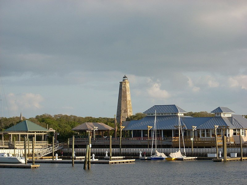 File:Bald Head Island Marina with Old Baldy.JPG