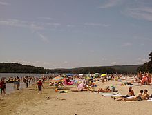 La plage du Malsaucy par un après-midi de juillet