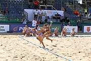 Deutsch: Beachhandball Europameisterschaften 2019 (Beach handball Euro); Tag 2: 3. Juli 2019 – Frauen, Vorrunde Gruppe C, Spanien-Griechenland 2:1 (12:20, 18:16; 8:2) English: Beach handball Euro; Day 2: 3 July 2019 – Women Preliminary Round Group C – Spain-Greece 2:1 (12:20, 18:16; 8:2)