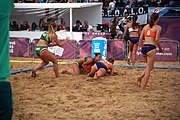 Deutsch: Beachhandball bei den Olympischen Jugendspielen 2018 in Buenos Aires; Tag 7, 13. Oktober 2018; Mädchen, Spiel um Platz Drei – Ungarn-Niederlande 2:0 English: Beach handball at the 2018 Summer Youth Olympics in Buenos Aires at 13 October 2018 – Girls Bronze Medal Match – Hungary-Netherlands 2:0 Español: Handball de playa en los Juegos Olimpicos de la Juventud Buenos Aires 2018 en 13 de octubre de 2018 – Partido por la medalla de bronce femenino - Hungría-Países Bajos 2:0