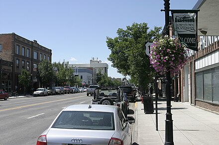 Centre-ville de Bozeman, au Montana, exemple de petite ville péri-urbaine.