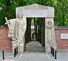 Brama św. Honoraty Cmentarz Powązkowski w Warszawie 2019.jpg