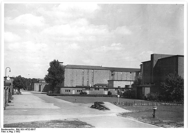 Les studios en 1952.