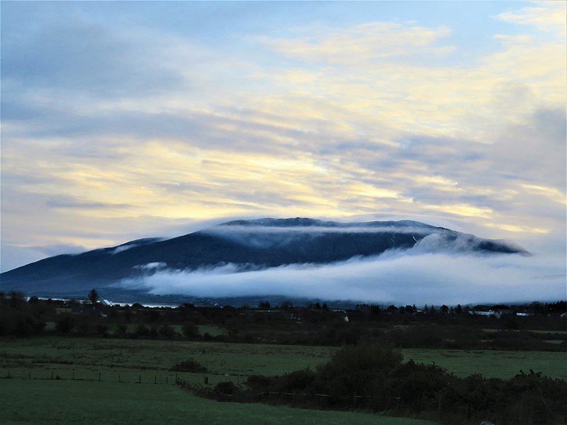 File:Caherconree-3085, Dingle Peninsula, Co. Kerry, Ireland.jpg