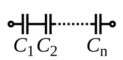 A diagram of several capacitors, connected end to end, with the same amount of current going through each.