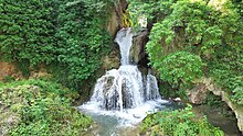 Cascade de l'Abéou à Saint-Paul-lez-Durance.jpg