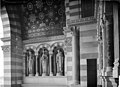 Cathédrale Sainte-Marie-Majeure - Porche de la façade sud - mur intérieure gauche - Marseille - Médiathèque de l'architecture et du patrimoine - APMH00013903.jpg
