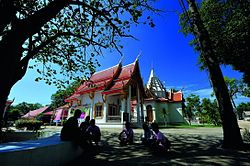 Wat Pak Khlong Makham Thao in Tambon Makham Thao