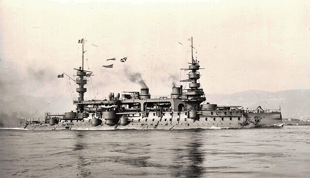 A postcard of Charles Martel underway before 1914