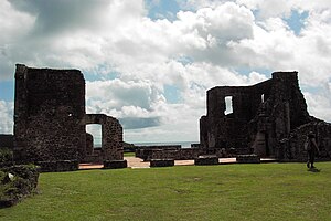 Ruinas del Château Dubuc, Monumento histórico de Francia