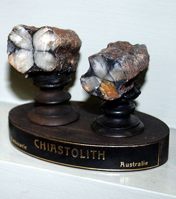 File:Chiastolith 1.jpg