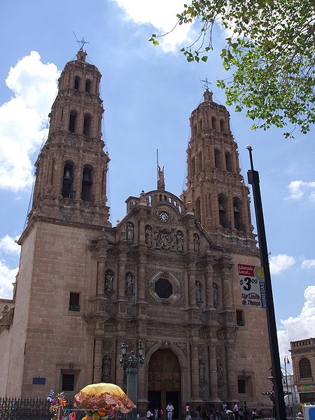 File:ChihuahuaCathFacade1.jpg