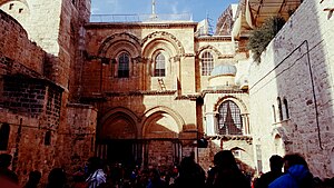 Church of holy sepulchre in jerusalem.jpg