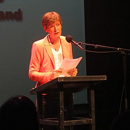 Ineke sprekend tijdens de COC-nieuwjaarsreceptie in 2013