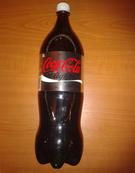 File:Coca Light 2L Bottle.png