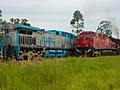 Comboios em cruzamento no Pátio da Estação Ferroviária de Itu - Variante Boa Vista-Guaianã km 203 - panoramio - Amauri Aparecido Zar….jpg