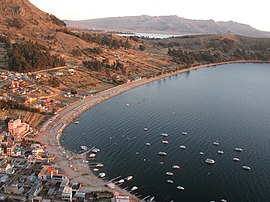 Copacabana, Bolívijský záliv při západu slunce.jpg