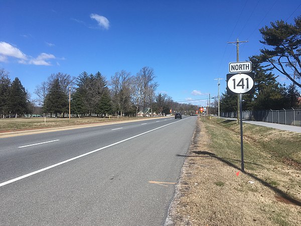 DE 141 northbound past Faulkland Road west of Wilmington