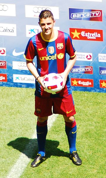 File:David Villa Welcome (cropped).jpg