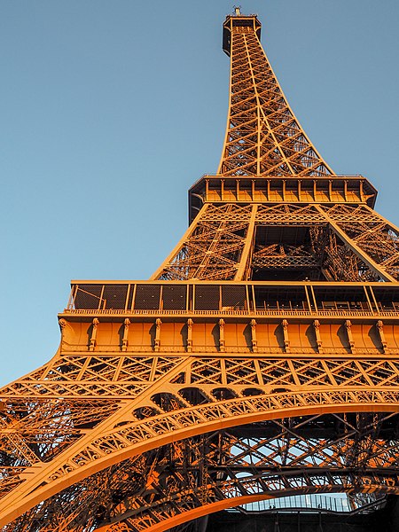 File:Eiffel Tower (18719371343).jpg