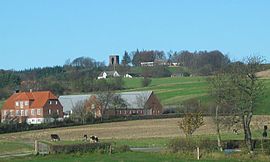 Ejer-bavnehøj-2004.jpg