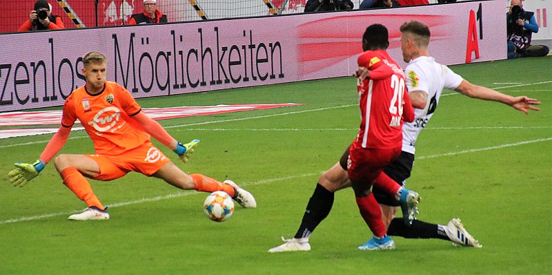 File:FC RB Salzburg gegen SCR Altach (5. Oktober 2019) 49.jpg