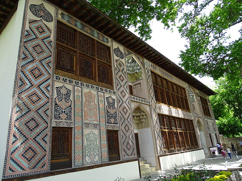File:Facade of Xan Sarayi Palace - Sheki - Azerbaijan - 01 (18078187058).jpg