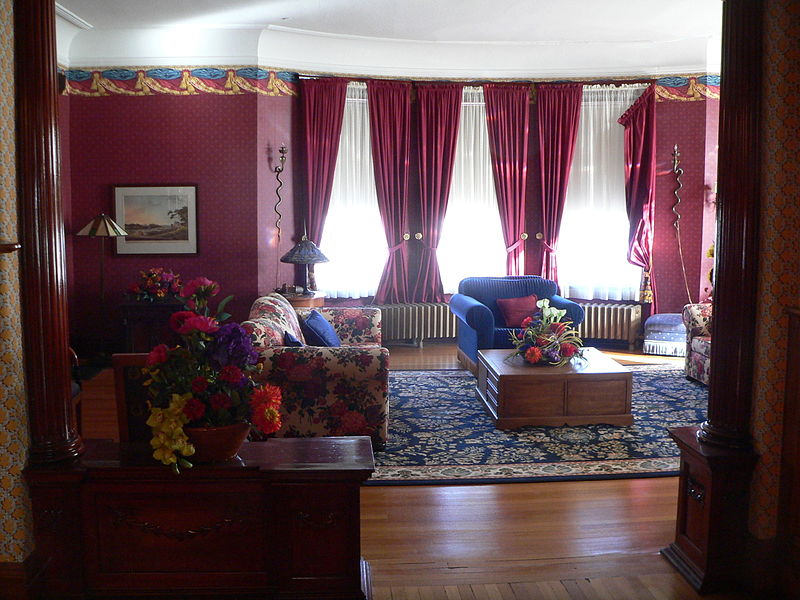 File:Fairview (WJBryan house) living room 1.JPG